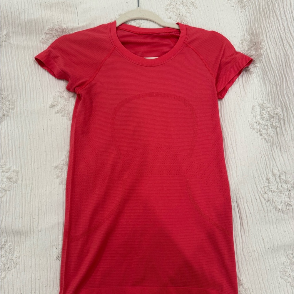 Red/Pink Lululemon Swiftly